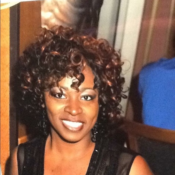 Meet your Posher, Cassandra - Picture 4 of 4